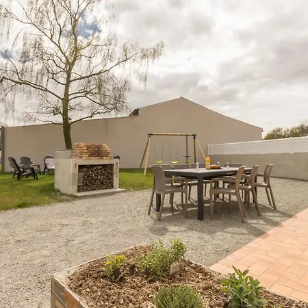 Renove Pres De La Avec Jardin Clos, Cheminee, Wifi Et Equipements Bebe Inclus. - Fr-1-306-879 * Saint-Hilaire-de-Chaleons